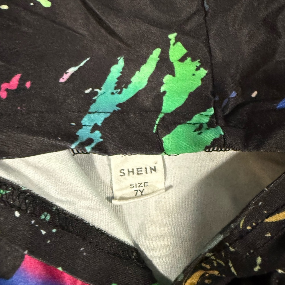 SHEIN Colorful Splatter Kids Matching Set - Picture 2 of 3